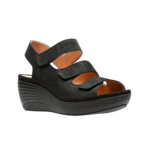 Clark’s Fashion Sandals